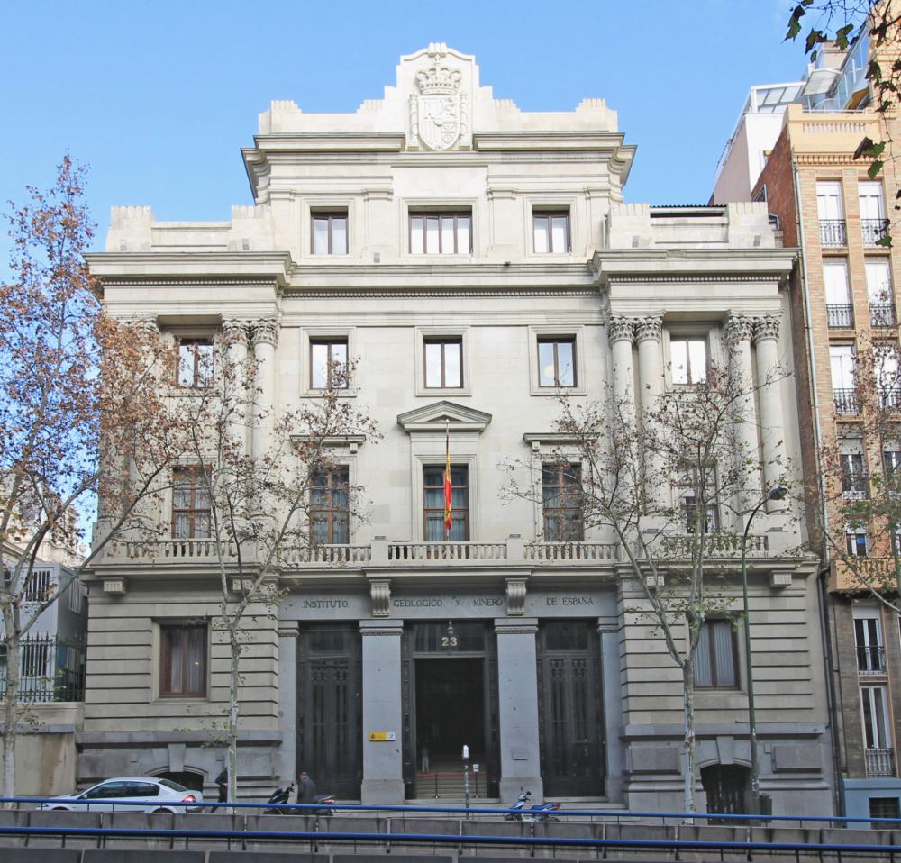 Centro Nacional Instituto Geológico y Minero de España - Csic